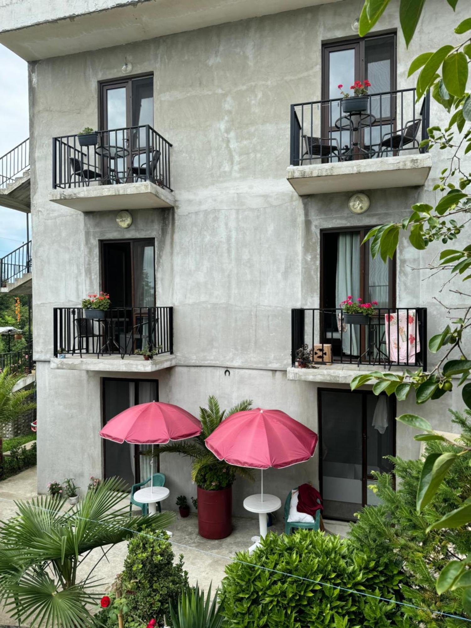 Family Hotel Our House Ts'ikhisdziri Exterior foto